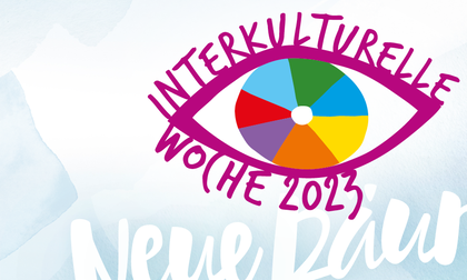 Logo der Interkulturellen Woche 2023 mit buntem Auge