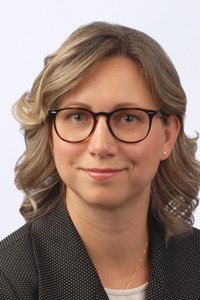 Claudia Bär