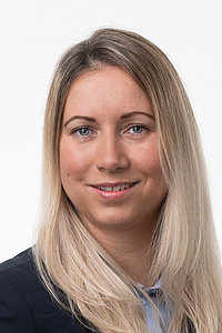 Claudia Bär