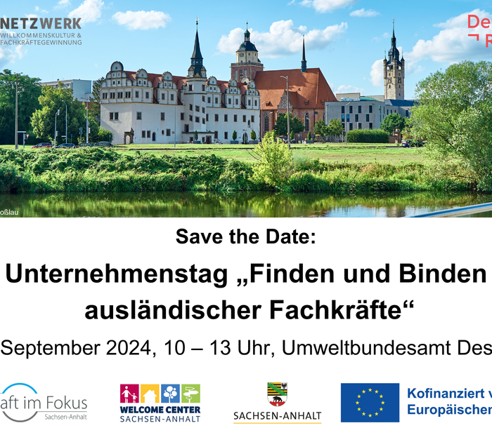 Postkarte mit einer Stadtansicht von Dessau-Roßlau und dem Text "Save the Date: Unternehmenstag 'Finden und Binden ausländischer Fachkräfte', 12. September 2024, 10 - 13 Uhr, Umweltbundesamt Dessau" sowie den Logos der Veranstalter